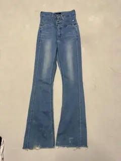 ハイウエスト フレアデニムパンツ カットオフのサムネイル