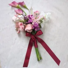 ウエディングブーケ　アーティフィシャルフラワーブーケ 　ブートニア セット