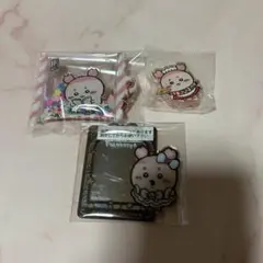 ちいかわ 古本屋　カニちゃん　アクリルキーホルダー　韓国