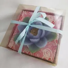 【新品未使用】フラワーキャンドル 睡蓮 蓮 ブルー ハンドメイド 海外 箱入り