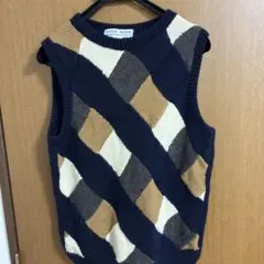 ユナイテッドアローズ ニットベストのサムネイル