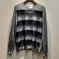 Blumarine ブルマリン ファーストール付きVネックニット Blumarine ブルマリン ファーストール付きVネックニット 裏配色V