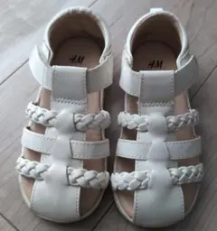 H&M ホワイト サンダル 編み込みデザイン 25