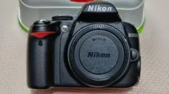 格安!!Nikon D3000 デジタル一眼レフ 本体のサムネイル