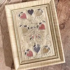 Item thumbnail for item 2c2694e4-080b-4b52-8e8b-42faf966aaac