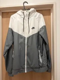 Nike ウィンドブレーカー フード付き
