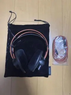 AKG K712 PRO ヘッドフォン 75周年記念スタンド付き AKG K712 PRO ヘッドフォン 75周年記念スタンド付き - メルカリ