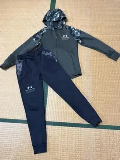 Under Armour フード付きジャケット＆パンツセット