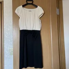 ストロベリーフィールズ　デザインドレス（ホワイト・ブラック）