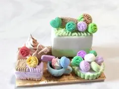 ミニチュアスィーツ　ロータスハートマカロンケーキセット
