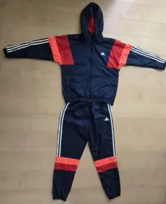 adidas ウィンドブレーカー セットアップ　トレーニング