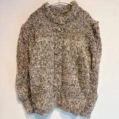 希少✨ベージュ系 ケーブル編み 長袖ニットセーター　カジュアル　シンプル