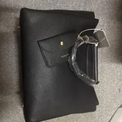 GUSCIO ブラック レザーハンドバッグ