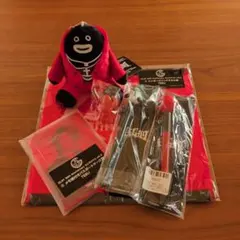 新品GLAY 30th Anniversary すわりんこぬいぐるみ賞 TERU - メルカリ