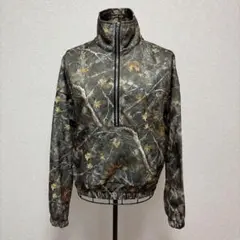 シーイン　長袖ハーフジップマウンテンパーカー　Sサイズ　カーキ系　秋冬の木柄