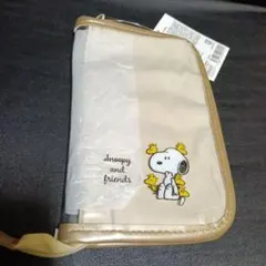 【即購入可】スヌーピー ポーチ マルチケース母子手帳、通帳ケース、診察券入れ