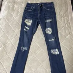 ダメージ加工 濃紺デニムパンツ