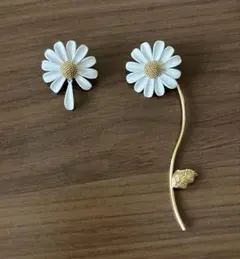 kate spade デイジー　アシンメトリー ピアス