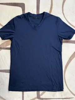 AKM V-NECK T-SHIRT BLUE