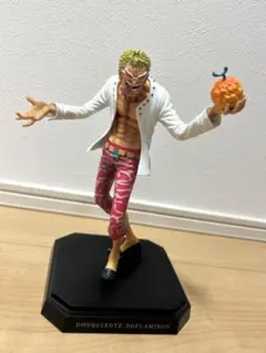 ドンキホーテ・ドフラミンゴ フィギュア