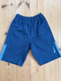 ナイキ　ジュニアハーフパンツ120のサムネイル