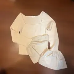 Chicoアイボリー リブ編み トップス