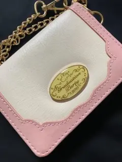 ★Disney★パスケース／アンバサダーホテル／グラデュエーションプラン★