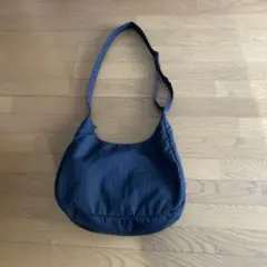 黒 メッセンジャーショルダーバッグ 調整可能