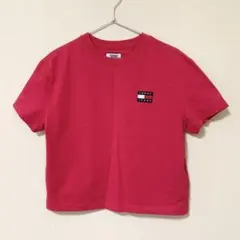 TOMMY JEANS ピンク ショート丈Tシャツ　オーバーサイズのサムネイル