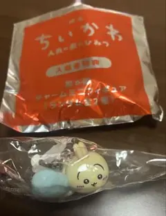 映画 ちいかわ チャームミニフィギュア うさぎ モモンガ めじるし 入場 特典