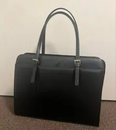 就活バッグ lesmues