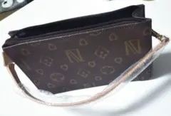 ヴァレンティノのバックのサムネイル