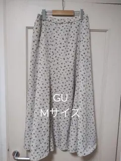 GU　ジーユー　花柄　ロング　ホワイト フレア スカート　Mサイズ