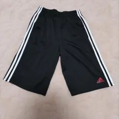 最終SALE☆adidas 黒 ハーフパンツ 3本ライン★１５０㌢