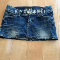 新品未使用　スライ　ダメージ加工デニムミニスカート