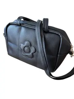 マリークワント　バック　ショルダーバッグ　レザー　ブラック　花　ハンドバック　黒