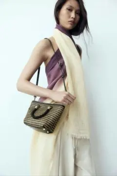 ZARA　編み込みミニトートバック