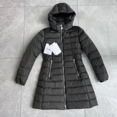 2025年最新】orophin モンクレールの人気アイテム - メルカリ