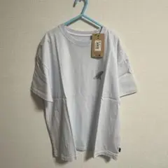 薄紫　ホワイト ロゴ入り Tシャツのサムネイル