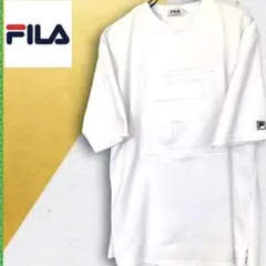 ❤特価✨美品✨FILA　UネックエンボスロゴTシャツ　Mサイズ　ホワイト　古着
