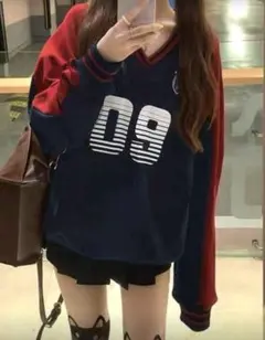 ネイビー/レッド Vネック トレーナー 09