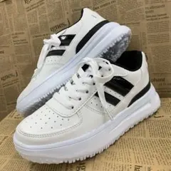 新品★レディース★24.5cm★軽量 厚底 Fレザースニーカー 黒 3411