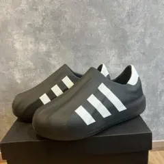 adidas アディフォーム