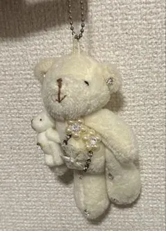 くまのキーホルダー　白