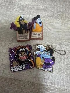 ワンピース　マーシャル・D・ティーチ　ジンベエ