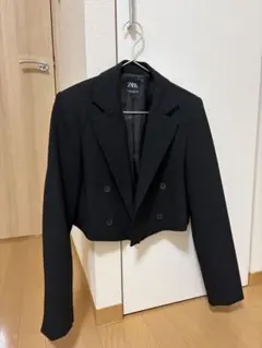 ZARA ブラック テラードジャケット　ショート丈　S レディース　フォーマルのサムネイル