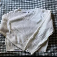 ホワイト Vネック セーター 長袖