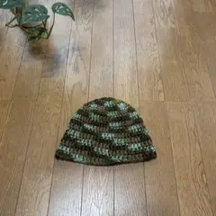 緑と青のストライプ ニット帽