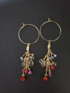 ボヘミアンフラワーモチーフフープピアス