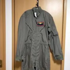 オリーブグリーン つなぎ